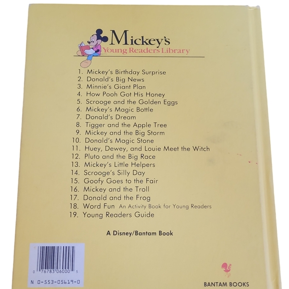 Mickey's Young Readers Library- Volume 6- Mickey's Magic Bottle- 1990 - Picture 6 of 7